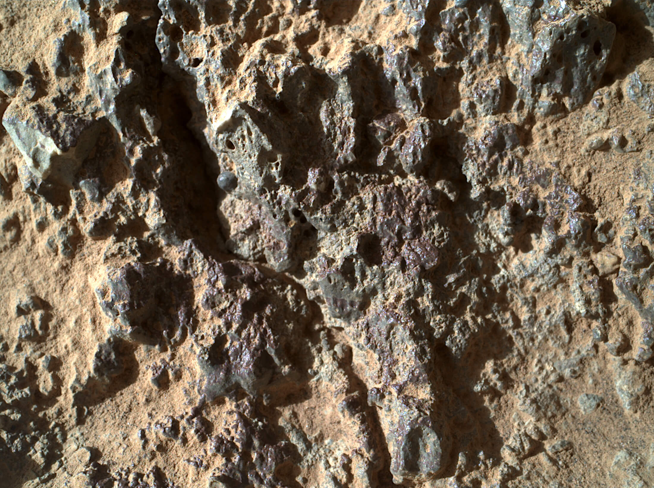Mars Perseverance Sol 1458: WATSON Camera / enhanced March 27, 2025 (Sol 1458) / 15:36:04 local solar time source image: Mars_Perseverance_SIF_1458_0796385130_199EBY_N0710056SRLC00642_0000LMJ Image Credit: NASA/JPL-Caltech/Jackie Branc